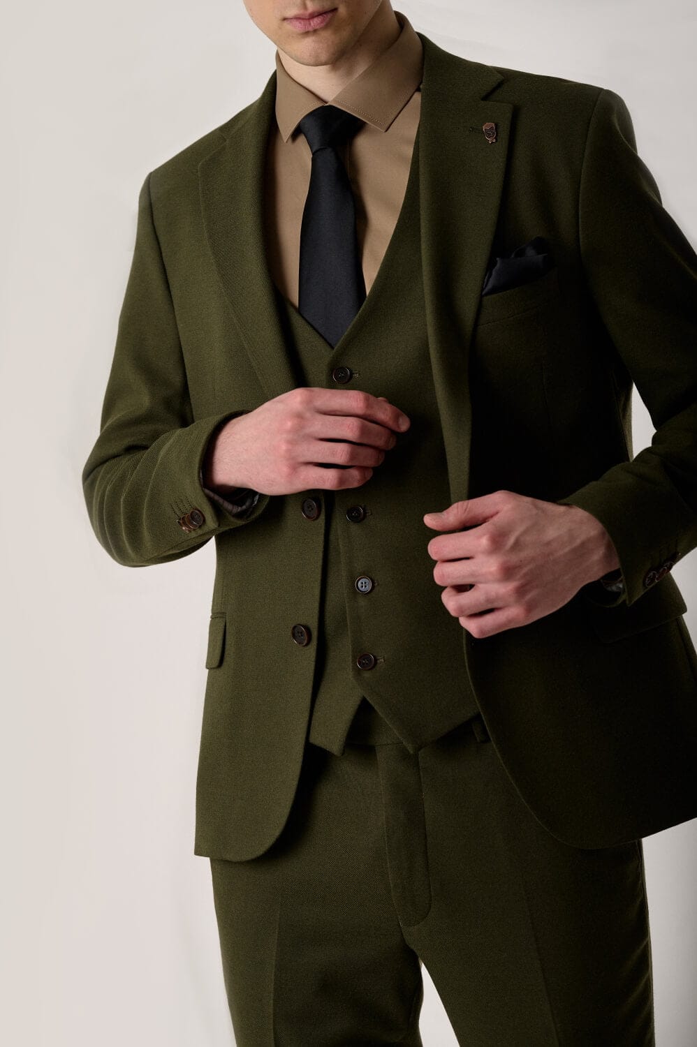 Tiavllya Business 3 Pieces Mens Suit Flat Notch Lapel Tuxedos (Blazer+vest+Pants)