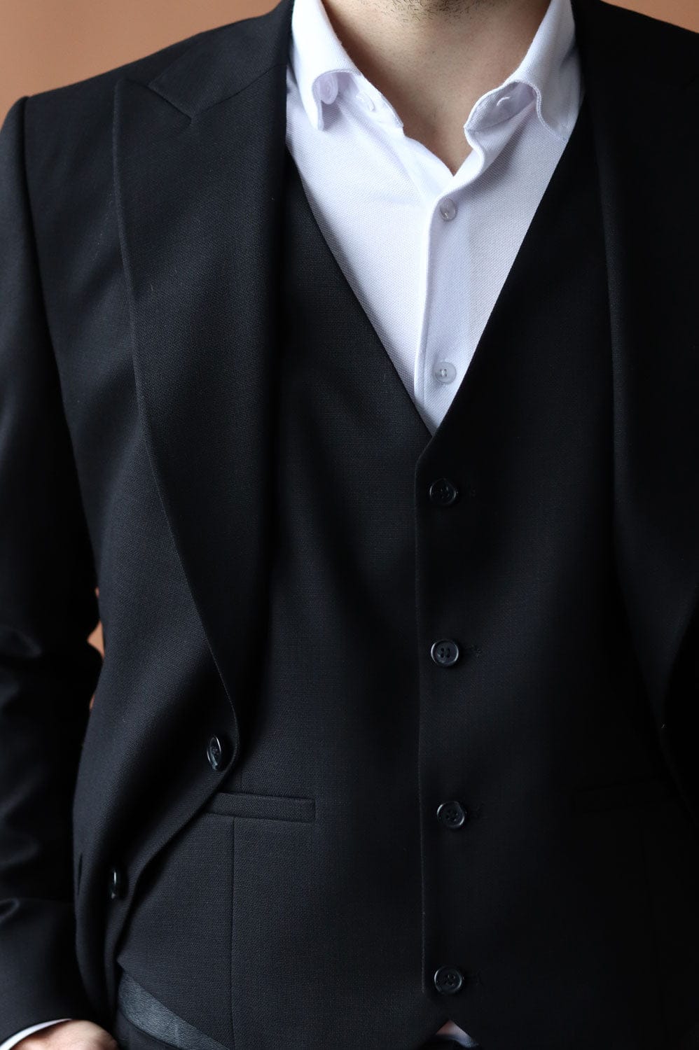 Tiavllya Business 3 Pieces Mens Suit Flat Peak Lapel Tuxedos (Blazer+vest+Pants)