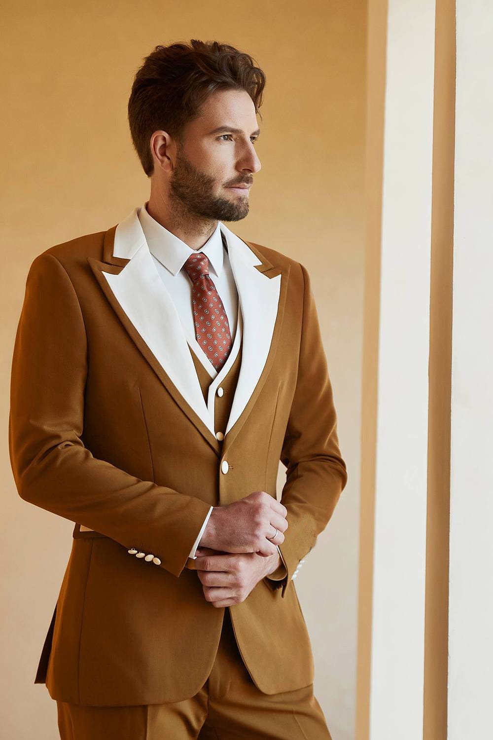 Tiavllya Business 3 Pieces Mens Suit Flat Peak Lapel Tuxedos (Blazer+vest+Pants)