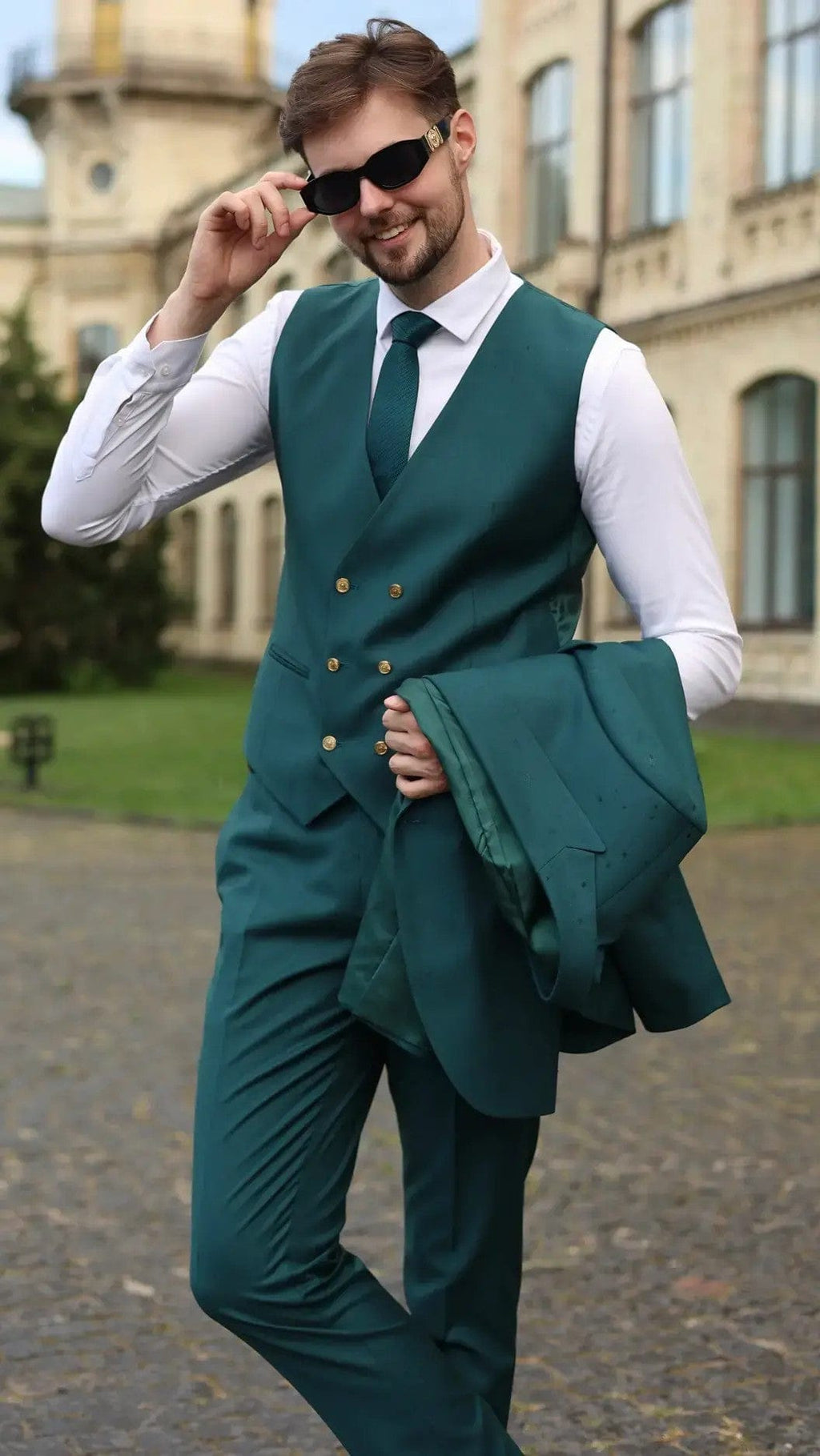 Tiavllya Casual 3 Pieces Mens Suit Flat Linen Peak Lapel Suit(Blazer+Vest+ Pant)