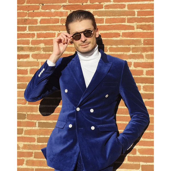 Tiavllya Classic Men's 2-Piece Red Velvet Peak Lapel Wedding Suit (Blazer+Pants)