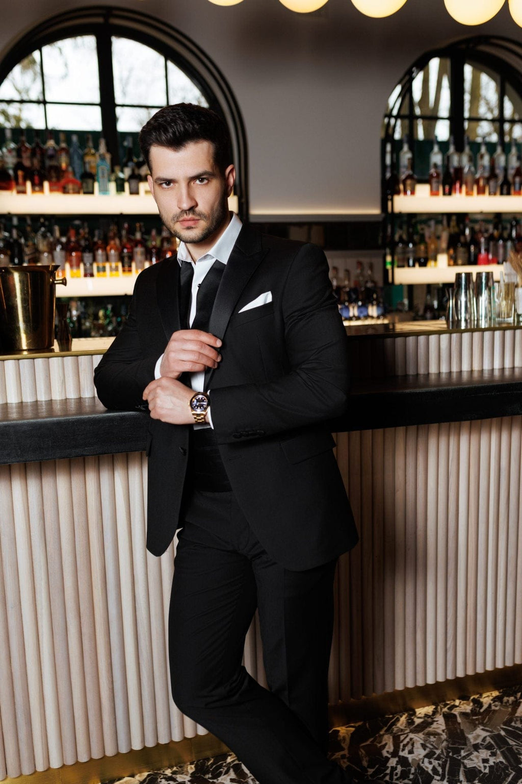 Tiavllya Fashion 2 Pieces Mens Suit Flat Peak Lapel Tuxedos For Wedding (Blazer+Pants)