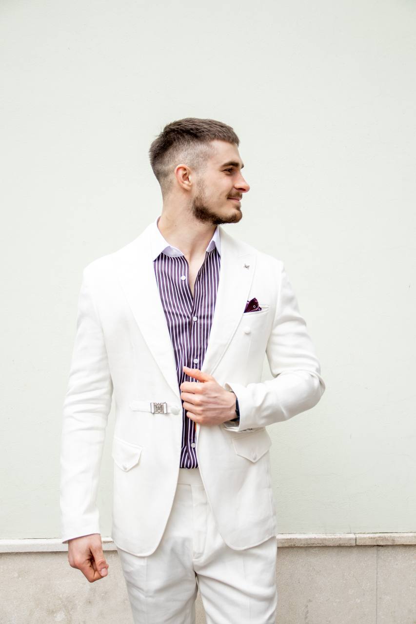 Tiavllya Fashion 2 Pieces Mens Suit Flat Peak Lapel Tuxedos For Wedding (Blazer+Pants)