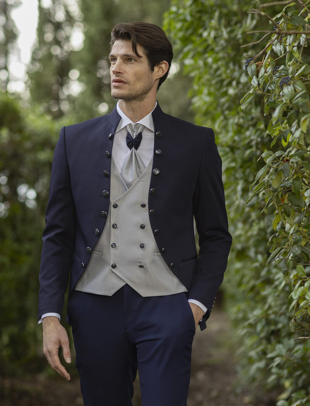 Tiavllya Fashion 3 Piece Men's Slim Fit Solid Color Stand Collar Wedding Suit (Blazer+vest+Pants)