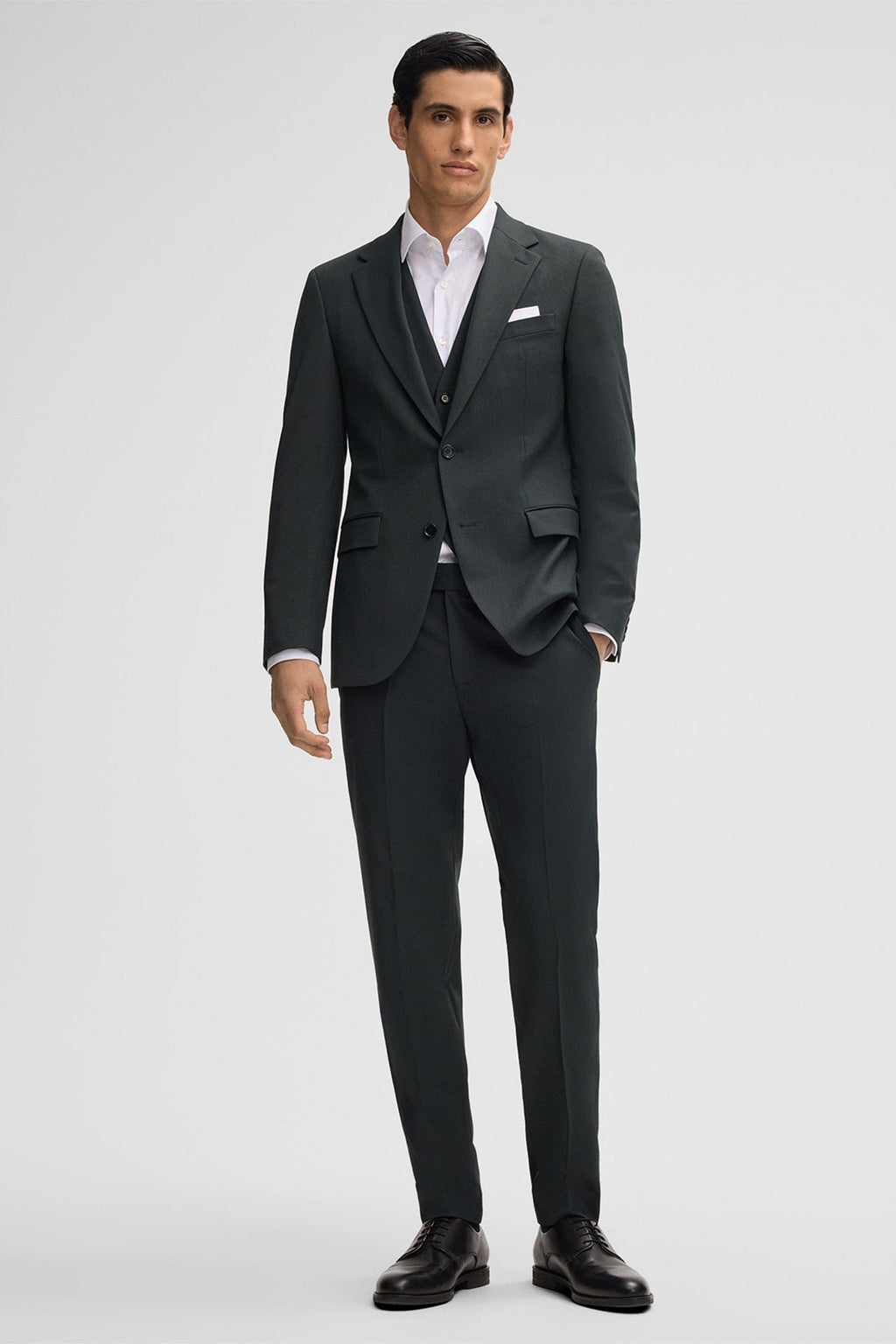 Tiavllya Fashion 3 Pieces Mens Suit Flat Notch Lapel Tuxedos (Blazer+vest+Pants)