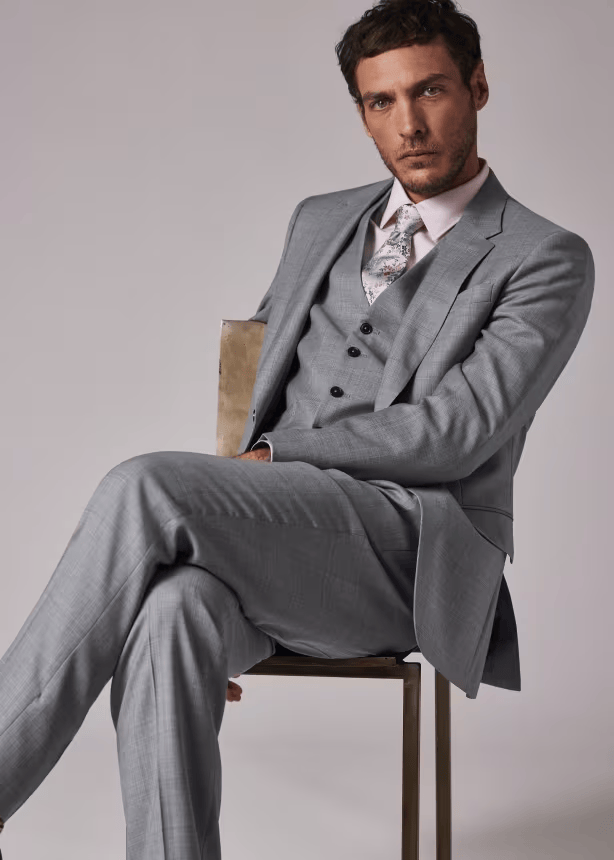 Tiavllya Fashion 3 Pieces Mens Suit Flat Notch Lapel Tuxedos (Blazer+vest+Pants)