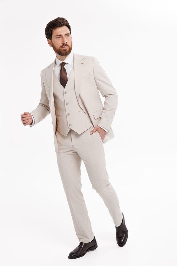 Tiavllya Fashion 3 Pieces Mens Suit Flat Notch Lapel Tuxedos (Blazer+vest+Pants)