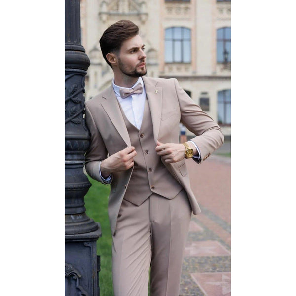 Tiavllya Fashion 3 Pieces Mens Suit Flat Notch Lapel Tuxedos (Blazer+vest+Pants)