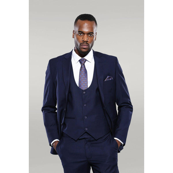 Tiavllya Fashion 3 Pieces Mens Suit Flat Peak Lapel Tuxedos (Blazer+vest+Pants)