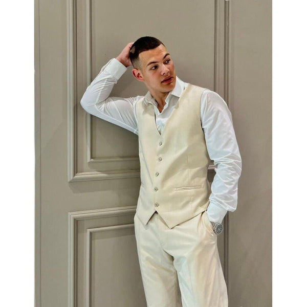 Tiavllya Fashion 3 Pieces Mens Suit Flat Peak Lapel Tuxedos (Blazer+vest+Pants)