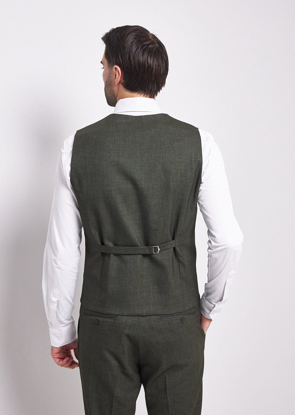 Tiavllya Fashion Men's 3 Pieces Flat Peak Lapel Army Green Tuxedos For Party (Blazer+vest+Pants)