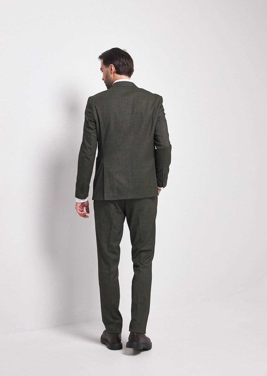 Tiavllya Fashion Men's 3 Pieces Flat Peak Lapel Army Green Tuxedos For Party (Blazer+vest+Pants)