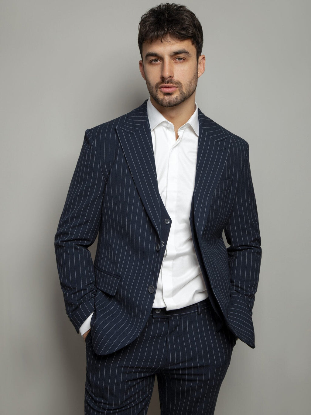 Tiavllya Fashion Men's 3 Pieces Mens Suit Peak Lapel Striped Tuxedos (Blazer+Vest+Pants)