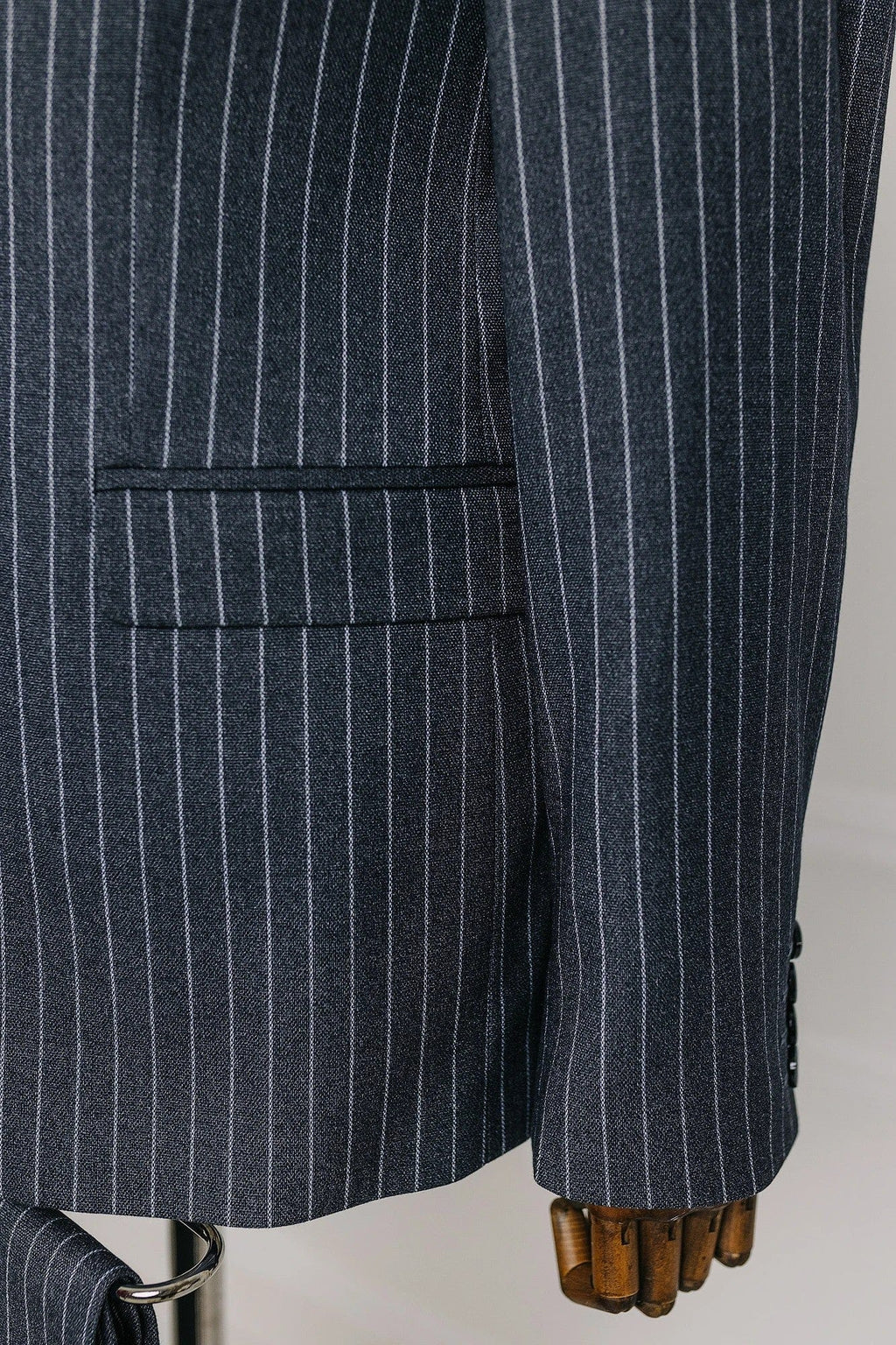 Tiavllya Formal Men's 3 Pieces Mens Suit Peak Lapel Striped Tuxedos (Blazer+Vest+Pants)