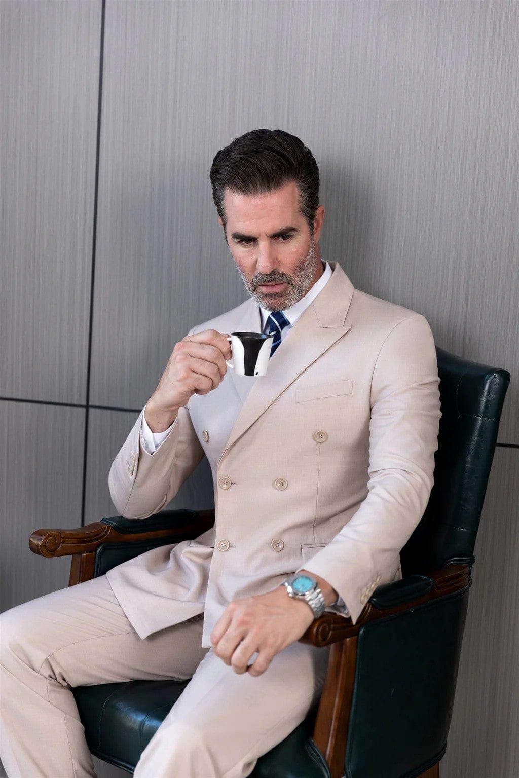 Tiavllya Tiavllya Formal 2 Pieces Mens Suit Flat Peak Lapel Double Breasted Tuxedos For Wedding (Blazer+Pants)