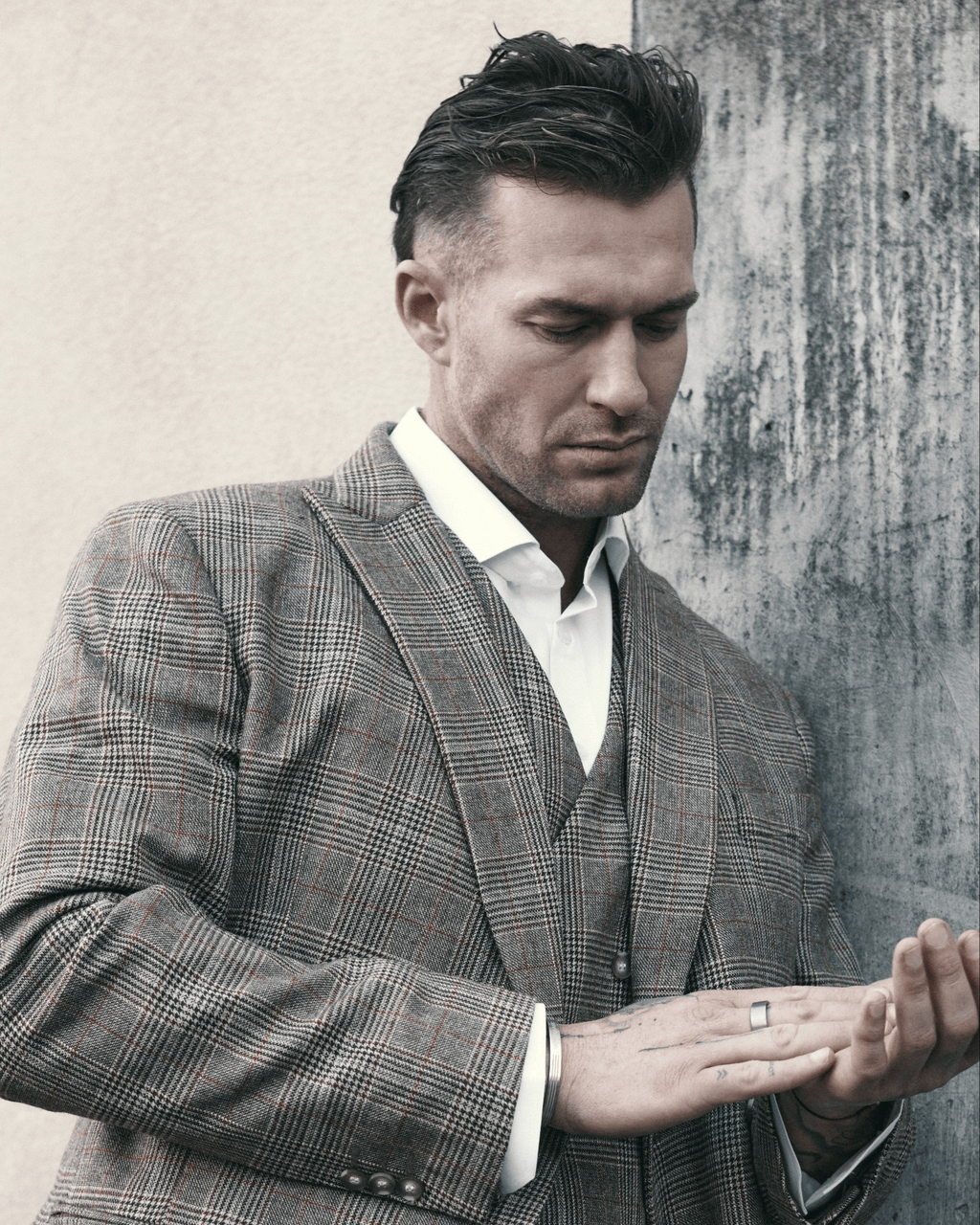 Tiavllya Tiavllya Formal Mens Suit 3 Pieces Plaid Peak Lapel Tuxedos (Blazer+Vest+Pants)